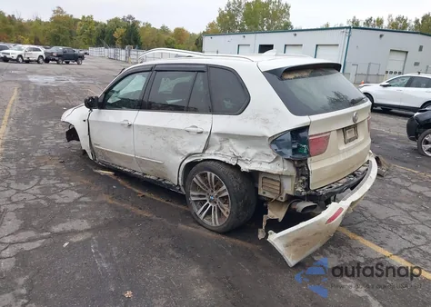 2013 BMW X5 xDrive35I/xDrive35I Premium/xDrive35I Sport Activity from USA, damaged, VIN 5UXZV4C56D0E03267